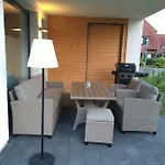 Reusenhaus Sued * Breege