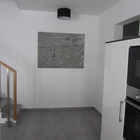 Reusenhaus Sued *